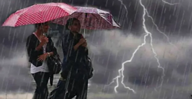 ঢাকায় বৃষ্টির আশঙ্কা, হতে পারে বজ্রপাতও