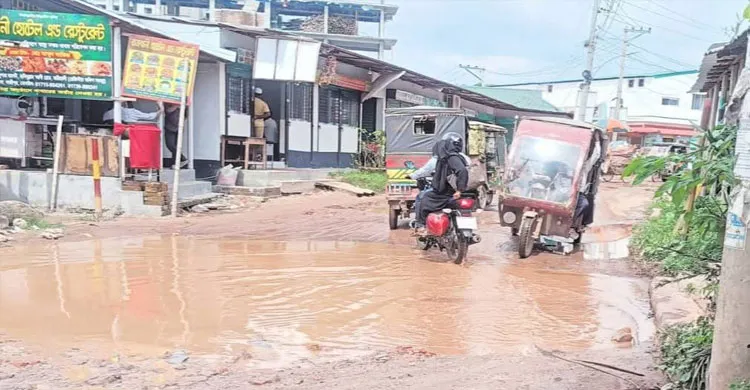 ঢাকা-ময়মনসিংহ মহাসড়ক থেকে সালনা-জয়দেবপুর বাইপাস সড়কের বেহাল দশা