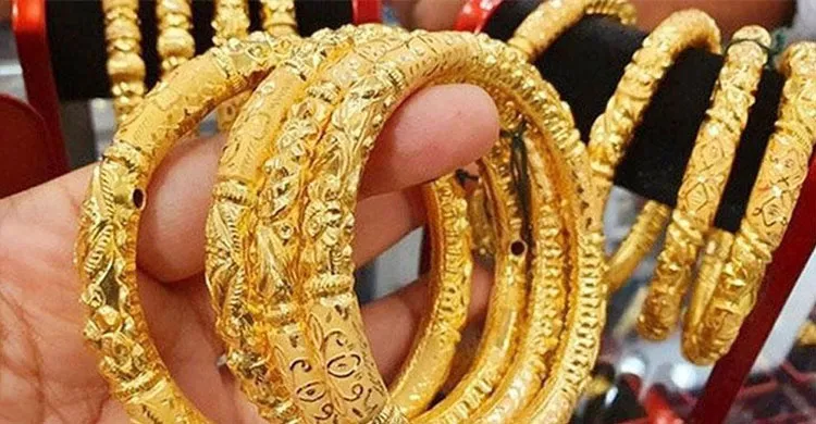 ৬,৯০৬ টাকা বেড়ে সোনার দামে নতুন ইতিহাস