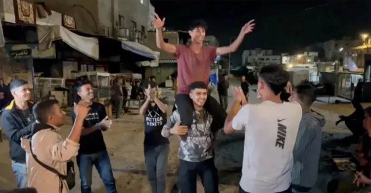 হামাস-ইসরায়েল শান্তিচুক্তি, গাজায় আনন্দ-উৎসবে মেতেছে জনগণ