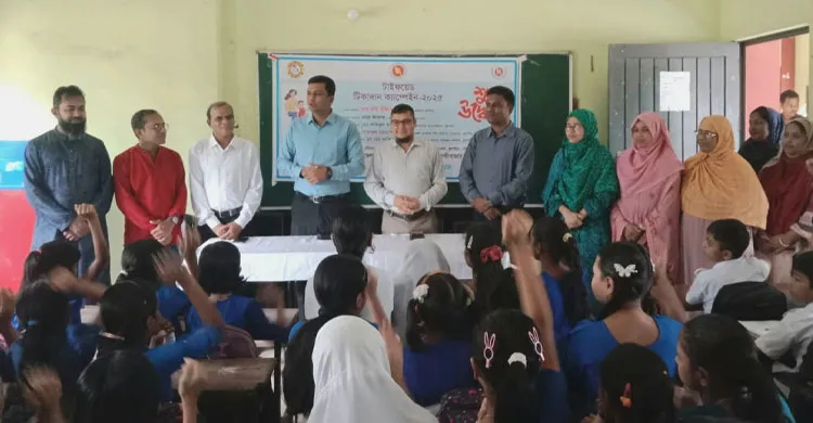 কুলাউড়ায় টাইফয়েড টিকাদান ক্যাম্পেইনের উদ্বোধন