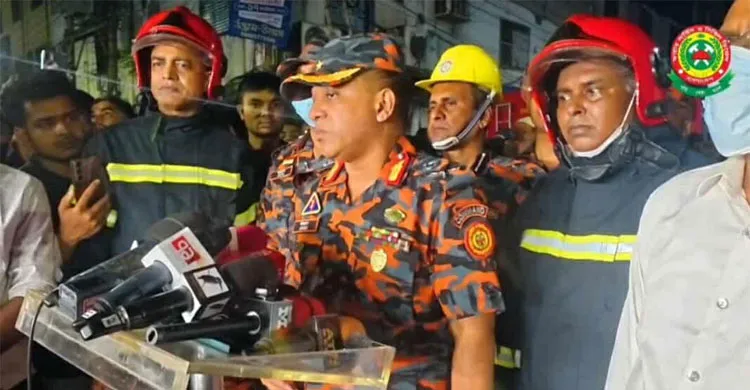 ‘বুয়েটের প্রতিনিধি দল আগুনের ঘটনাস্থল পরিদর্শনের পর পরবর্তী সিদ্ধান্ত’