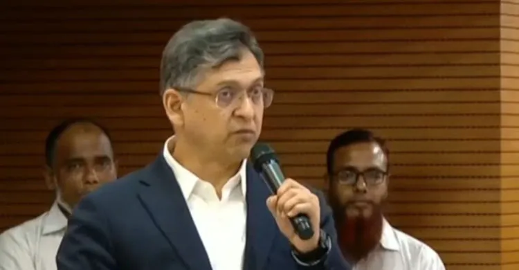 প্রতিরক্ষা বাহিনীর ভারসাম্য নষ্ট হোক আমরা চাই না: সালাহউদ্দিন