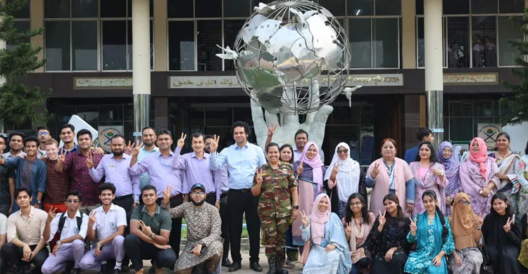 ২০২৫ সালের এইচএসসিতে সেনাবাহিনী পরিচালিত শিক্ষাপ্রতিষ্ঠানের অসাধারণ সাফল্য