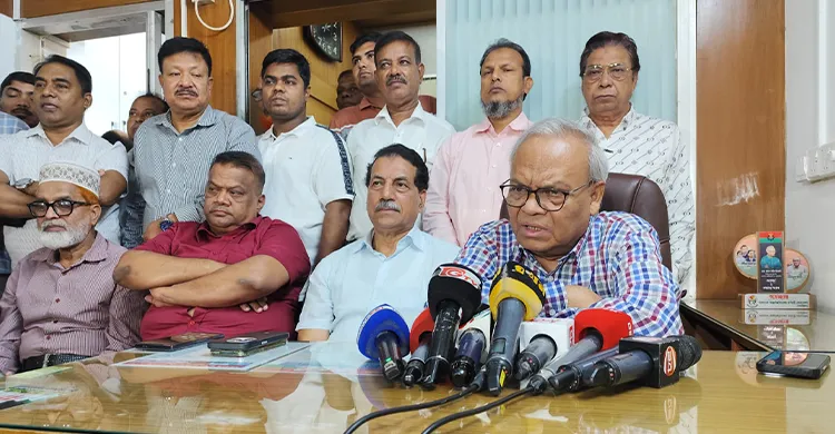 নাশকতার সন্দেহ বিএনপির, ভারতের ভূমিকা নিয়েও প্রশ্ন তুললেন রিজভী