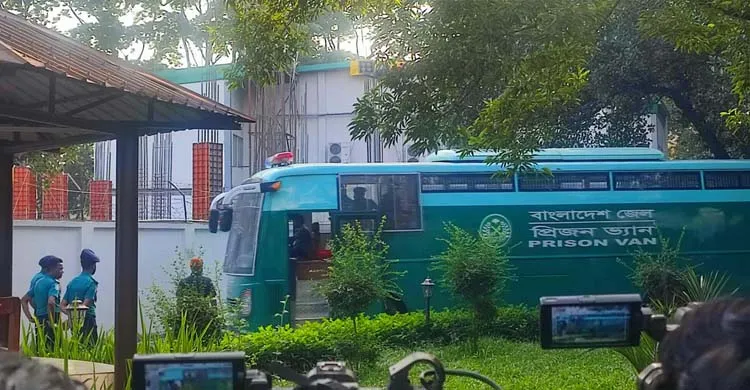 আন্তর্জাতিক অপরাধ ট্রাইব্যুনালে হাজির সাবেক সেনা কর্মকর্তারা