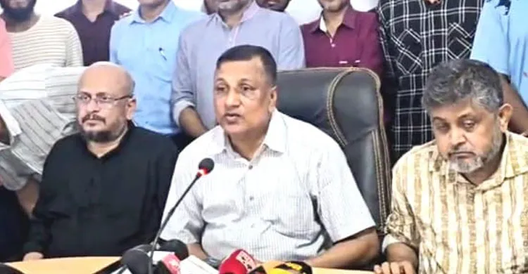 ড্যাফোডিল ইউনিভার্সিটির হামলায় সিটি ইউনিভার্সিটির ২০ থেকে ২৫ কোটি টাকার ক্ষতি