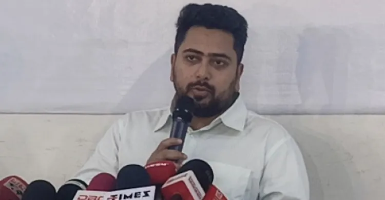 ভারত শেখ হাসিনাকে আশ্রয় দিয়ে জুলাই গণহত্যাকে সমর্থন দিচ্ছে: নাহিদ ইসলাম