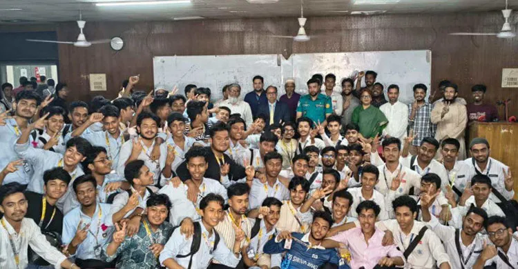 অবশেষে ঢাকা কলেজ–আইডিয়াল কলেজের ‘শান্তি চুক্তি’, আসেনি সিটি কলেজ