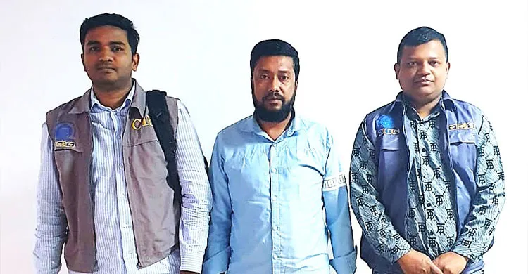 অধিক মুনাফার প্রলোভনে ৬০০ কোটি টাকা আত্মসাৎ, এনজিও পরিচালক গ্রেফতার