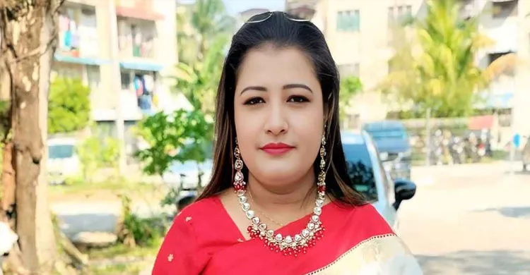 হাসিনা সরকারের বিস্ফোরক মন্তব্য: বিছানায় না গেলে পুরুষ বাউলরা প্রোগ্রামে ডাকে না