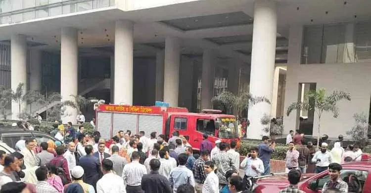 সচিবালয়ের ২০ তলা ভবনে লাগা আগুন নিয়ন্ত্রণে