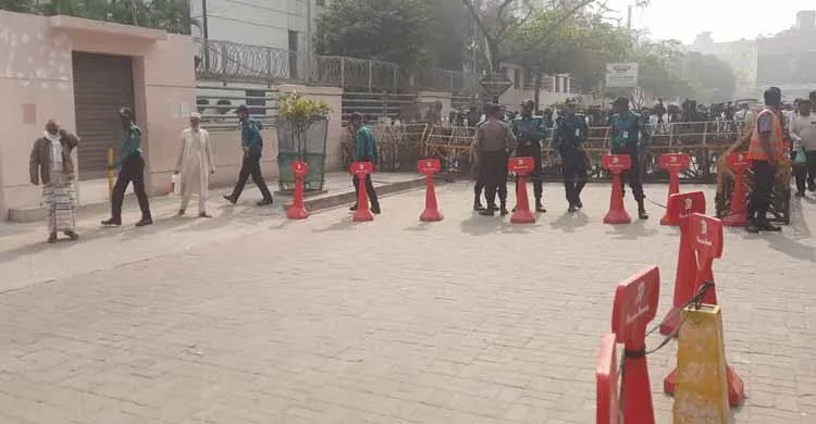 এভারকেয়ার হাসপাতালে কড়া নিরাপত্তা, বসেছে ব্যারিকেড