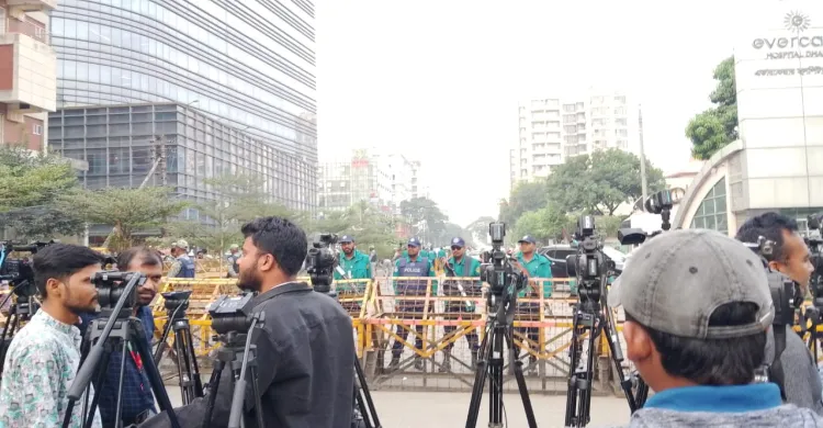 বেগম খালেদা জিয়ার চিকিৎসার সর্বশেষ তথ্য ও এভারকেয়ার  হাসপাতালের পরিস্থিতি