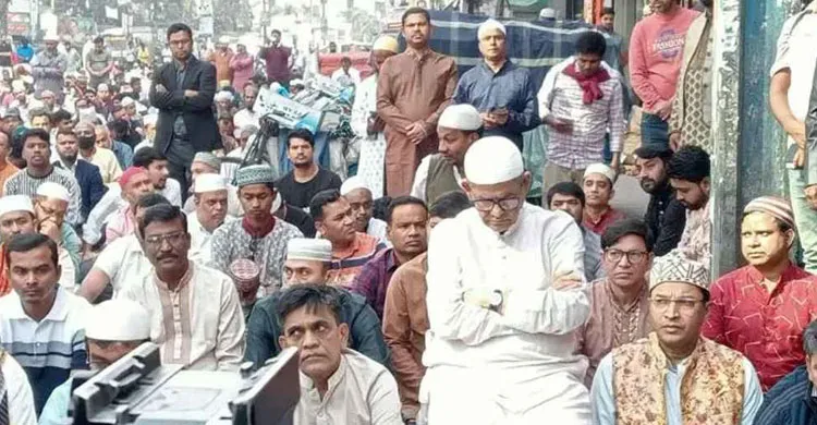 বেগম জিয়া গণতন্ত্রের জন্য জীবন উৎসর্গ করেছেন: মির্জা ফখরুল