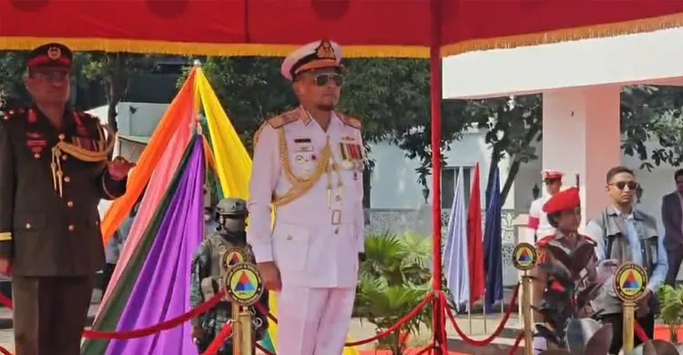 দেশের সংকটে সশস্ত্র বাহিনী সবসময় জনগণের পাশে: নৌবাহিনী প্রধান