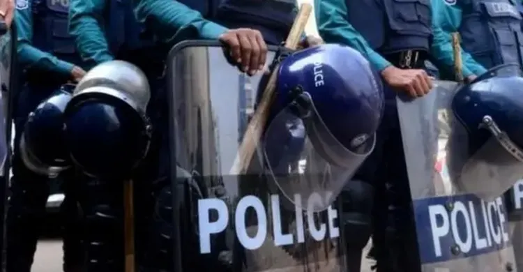 বড় চ্যালেঞ্জ আইনশৃঙ্খলা রক্ষা