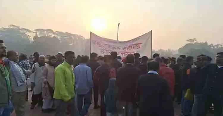 শ্রদ্ধা নিবেদনের পর সর্বসাধারণের জন্য খুলে দেওয়া হলো স্মৃতিসৌধ