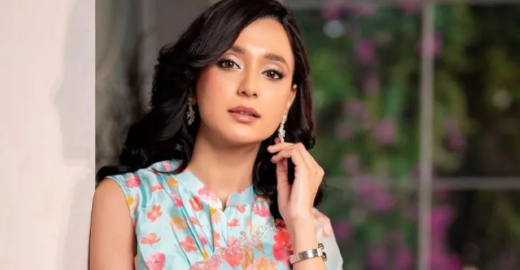 বনলতা এক্সপ্রেস নিয়ে আসছেন সাবিলা নূর