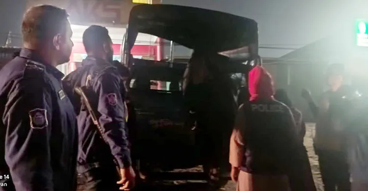 গজারিয়াতে হোটেলে অনৈতিক কার্যক্রমের অভিযোগে নারীসহ তিনজন আটক