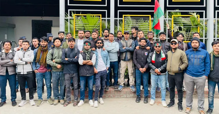 চবি ছাত্রদল ঢাকায়: তারেক রহমানকে সংবর্ধনা প্রদান