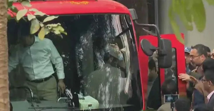 শহীদ প্রেসিডেন্ট জিয়াউর রহমানের কবর জিয়ারত করতে যাচ্ছেন তারেক রহমান