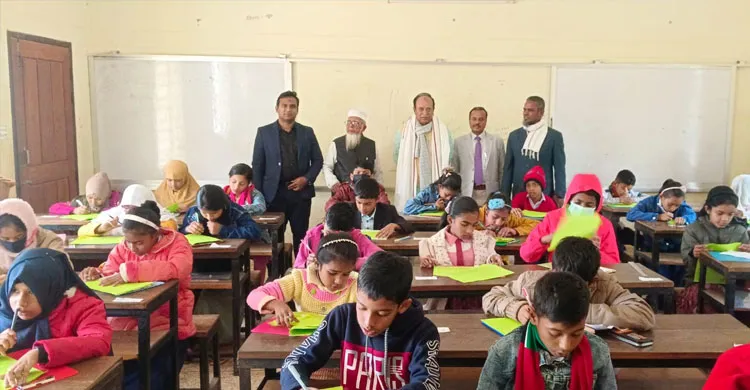 কাপাসিয়ায় এস এস ওয়েলফেয়ার ফাউন্ডেশনের মেধাবিকাশ বৃত্তি পরীক্ষা অনুষ্ঠিত