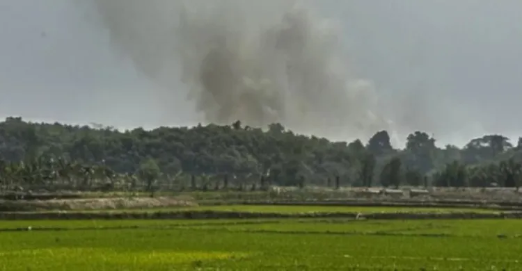 মিয়ানমার সীমান্তে ভয়াবহ বিস্ফোরণ, উখিয়া-টেকনাফজুড়ে আতঙ্ক