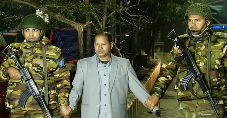 প্রাথমিক শিক্ষক নিয়োগ ঘিরে প্রশ্নফাঁসের ছক, রাজধানী ও টাঙ্গাইল থেকে আটক ২