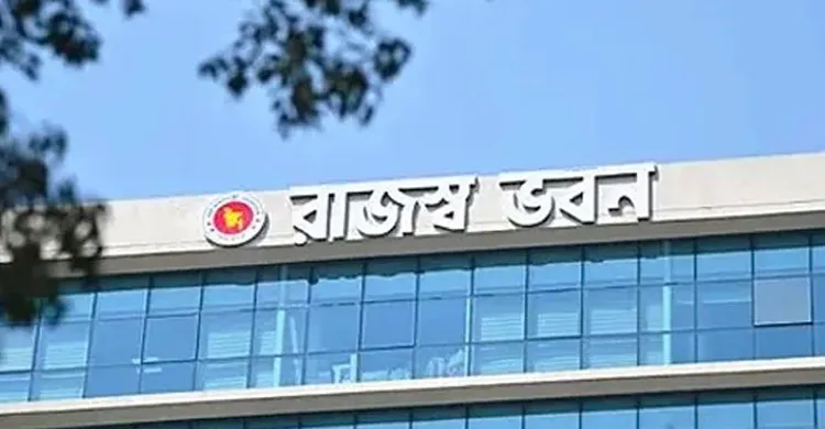 কমছে মোবাইল ফোনের দাম, যা জানালো এনবিআর