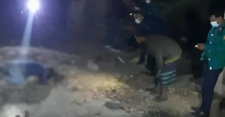 মিরপুরে পরিত্যক্ত মার্কেট থেকে যুবকের মরদেহ উদ্ধার