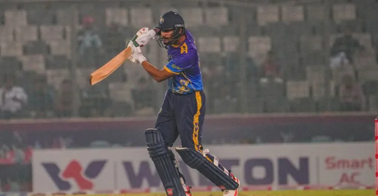 রাজশাহীকে হারিয়ে ফাইনালে চট্টগ্রাম রয়েলস