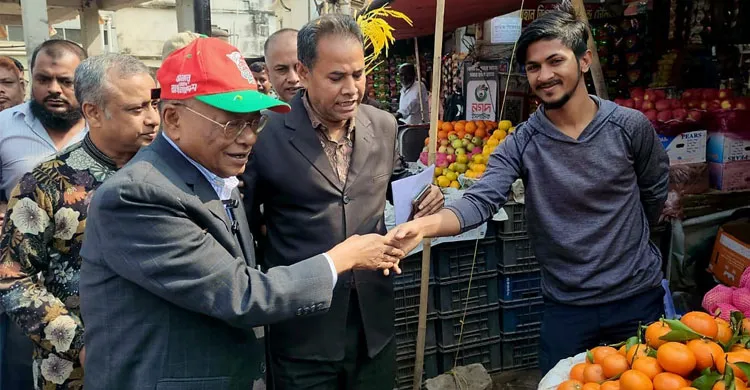 ব্যবসায়ীদের নির্বিঘ্ন পরিবেশ নিশ্চিত করবে বিএনপি সরকার: আবদুল আউয়াল মিন্টু