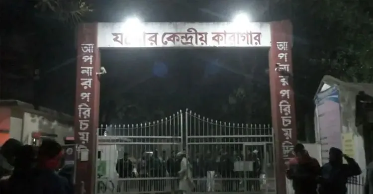 ‘মৃত শিশু দেখা করতে গেছে তার জীবিত পিতার সাথে’ ঘটনায় তোলপাড়