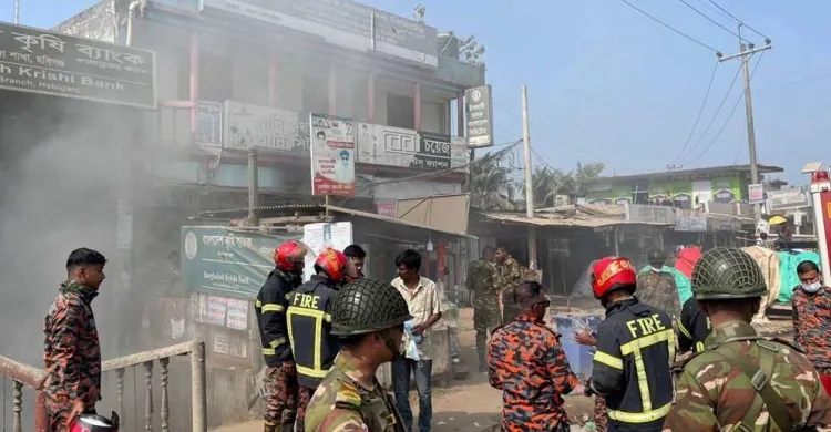 নবীগঞ্জে তোলার গোডাউনে ভয়াবহ অগ্নিকাণ্ড, ক্ষতি প্রায় ২০ লাখ টাকা