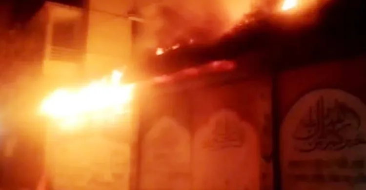 রূপগঞ্জে মাদ্রাসায় ভয়াবহ আগুন, পুড়ে ছাই ১০টি কক্ষ