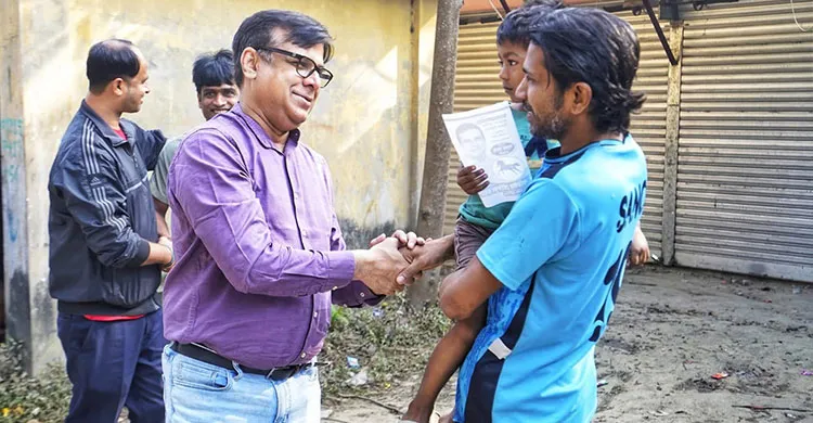 নিষিদ্ধ যুবলীগ নেতা তৌফিক ঘোড়া নিয়ে মাঠ চষে বেড়াচ্ছেন