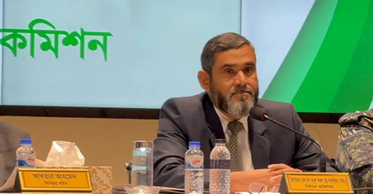 ভোটের দিন জঙ্গি হামলাসহ যে কোনো সহিংসতায় কমিশন সচেতন আছে : ইসি সানাউল্লাহ