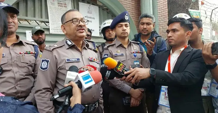 চমৎকার ভোটগ্রহণ, কোনো অপ্রীতিকর ঘটনা নেই: ডিএমপি কমিশনার