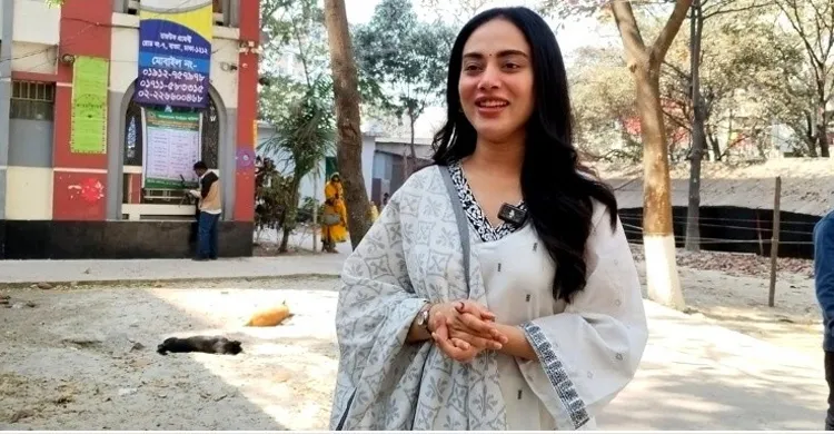 প্রথমবার ভোট দিয়ে উচ্ছ্বসিত তমা মির্জা