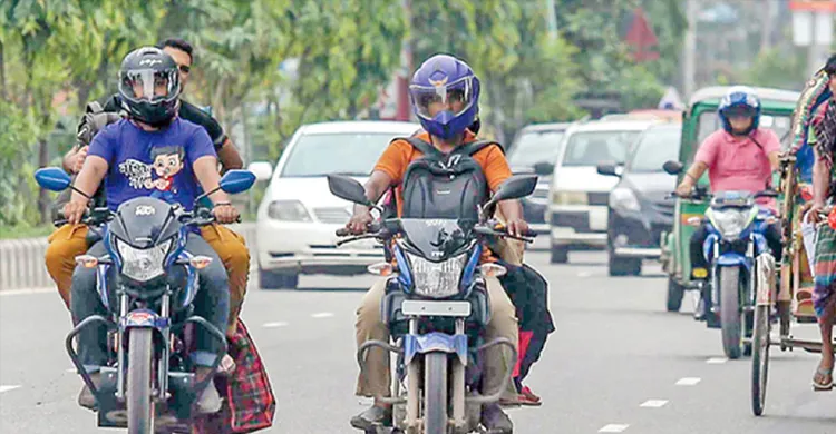 নির্বাচন-গণভোট শেষে সড়কে ফিরেছে যান চলাচল