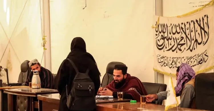 আফগানিস্তানে পারিবারিক সহিংসতাকে ‘বৈধতা’ দিল তালেবান: নতুন দণ্ডবিধি জারি