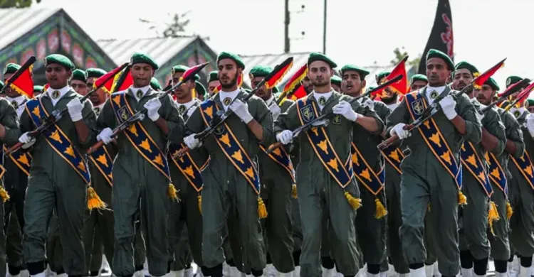 খামেনিকে হত্যা, ইতিহাসের সবচেয়ে ধ্বংসাত্মক হামলার ঘোষণা ইরানের