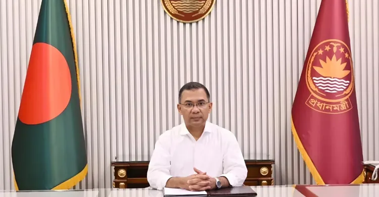 নতুন প্রধানমন্ত্রীকে অভিনন্দন জানিয়ে ব্যানার দ্রুত সরানোর নির্দেশ