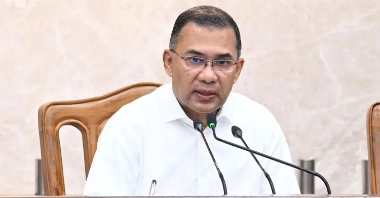 প্রধানমন্ত্রী তারেক রহমানের সঙ্গে ঢাকা ও গাজীপুর সিটি করপোরেশনের প্রশাসকদের সাক্ষাৎ