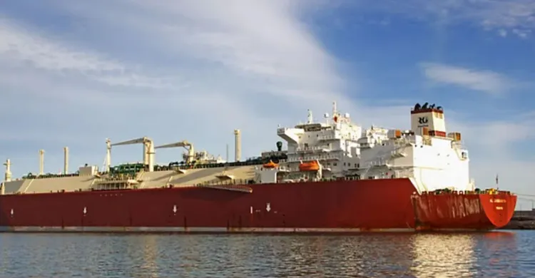 হরমুজ প্রণালি পেরিয়ে সাড়ে ৭ লাখ টন পণ্য নিয়ে চট্টগ্রামে ১৫ জাহাজ