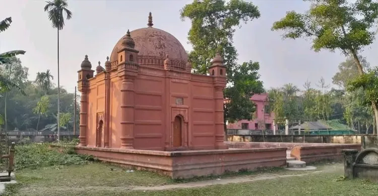 মোঘল স্থাপত্য নিদর্শন শেরপুরের ঘাগড়া লস্কর খান বাড়ী জামে মসজিদ