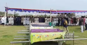 জানাজা শেষে একই পরিবারের ৯ সদস্যের দাফন, শোকে স্তব্ধ মোংলা