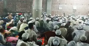 রমজানে এক মসজিদে ইতিকাফে বসেছে নয়শত মুসল্লি