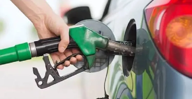 পাম্পগুলোতে শৃঙ্খলা ফেরাতে ডিসিদের কঠোর নির্দেশ